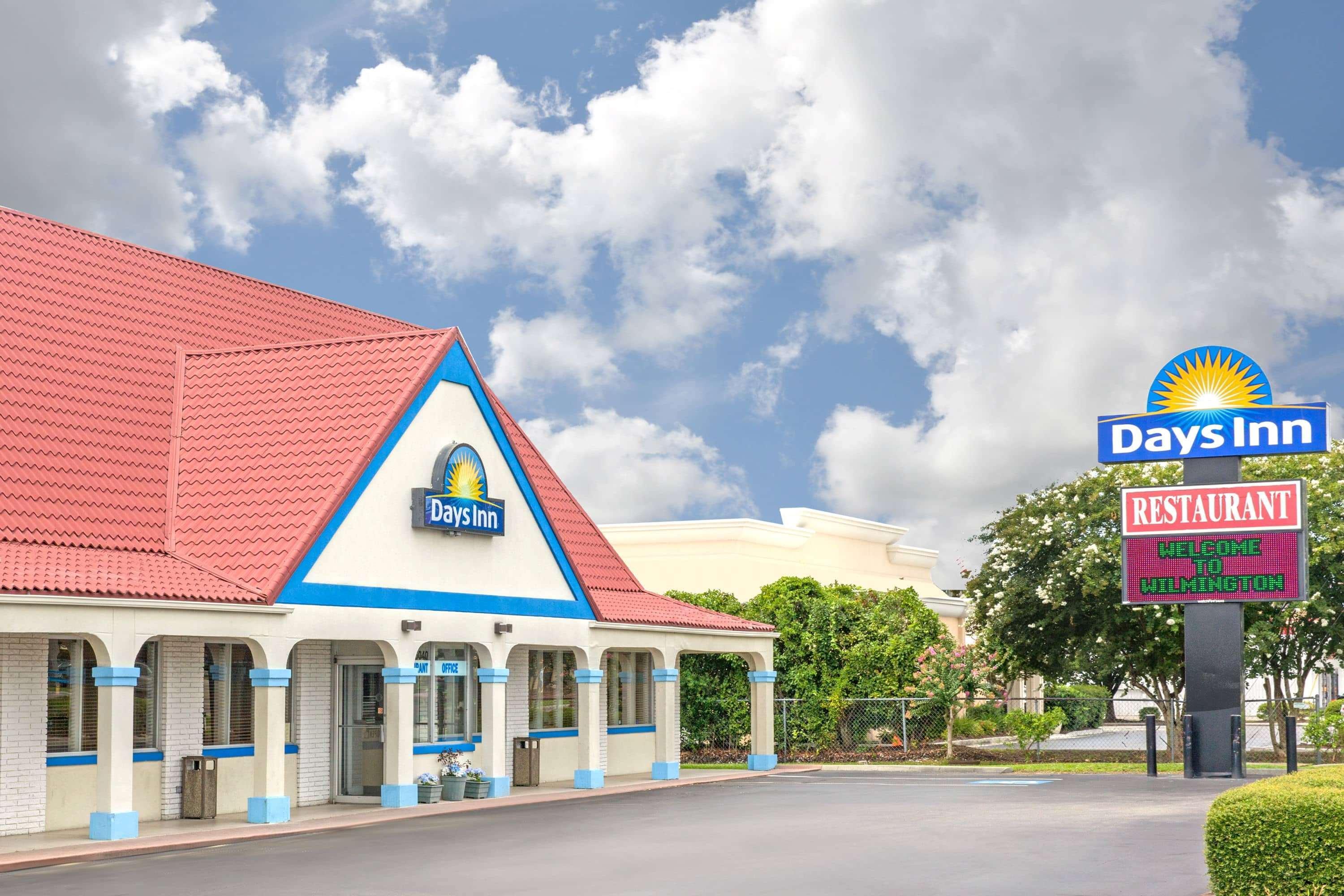 Days Inn By Wyndham Wilmington / University Екстер'єр фото