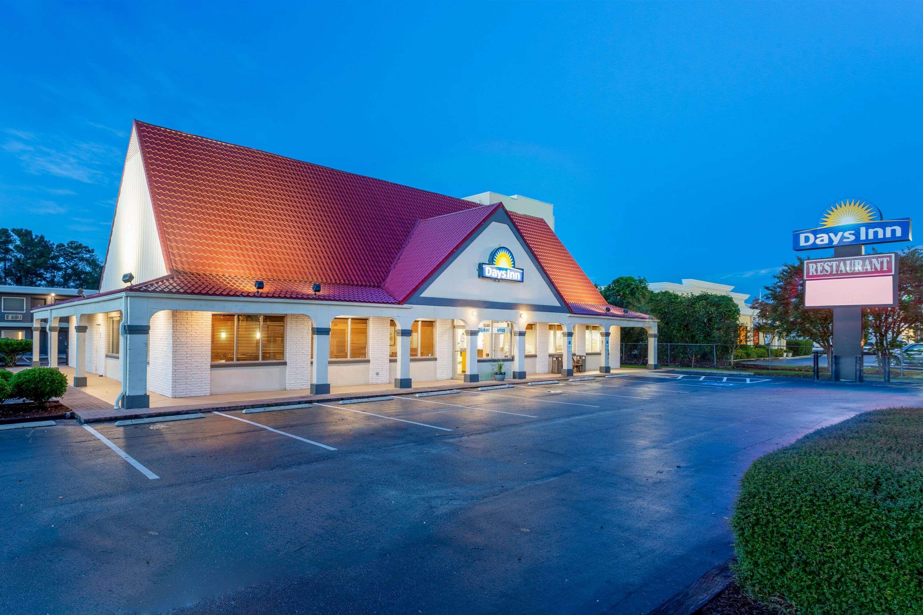 Days Inn By Wyndham Wilmington / University Екстер'єр фото