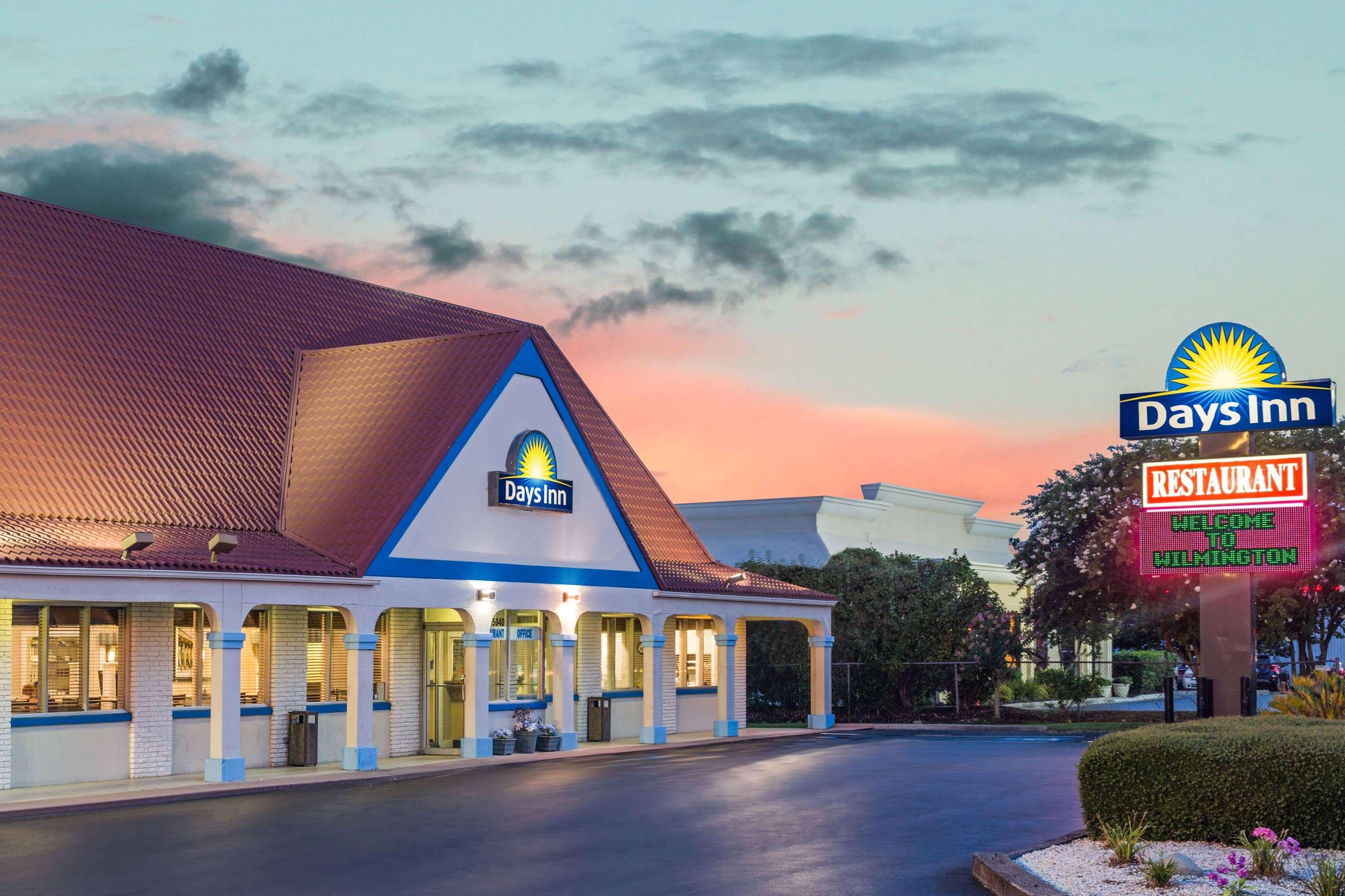Days Inn By Wyndham Wilmington / University Екстер'єр фото